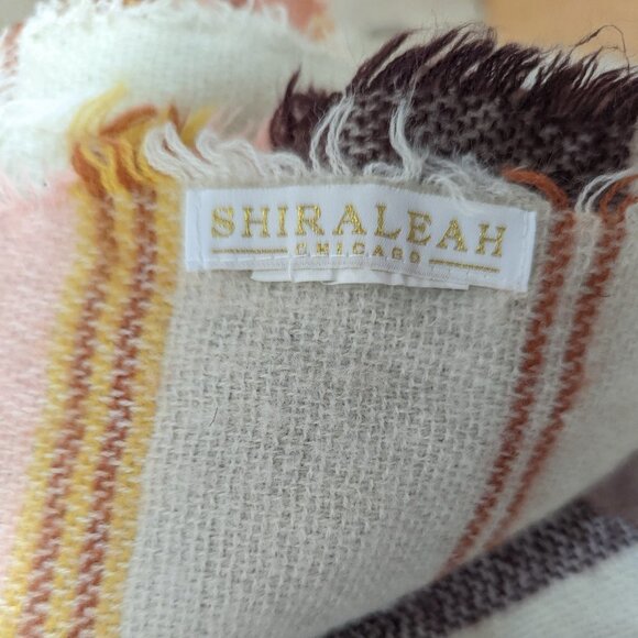Shiraleah Chicago Plaid Blanket Scarf Shawl Flannel Cottage Core - Picture 4 of 7